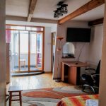 Design interior intr-o mansarda mica