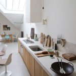 Design in stil modern pentru bucatarie de apartament mic