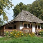Renovari case traditionale romanesti