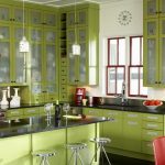 Combinatii culori bucatarie cu verde