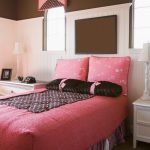 Culori dormitor Feng Shui cu roz