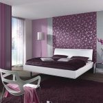 Dormitor in design Feng Shui cu violet