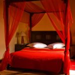 Dormitor in stil Feng Shui cu rosu
