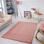 Culori living cu roz