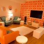 Culori living cu galben, rosu si portocaliu
